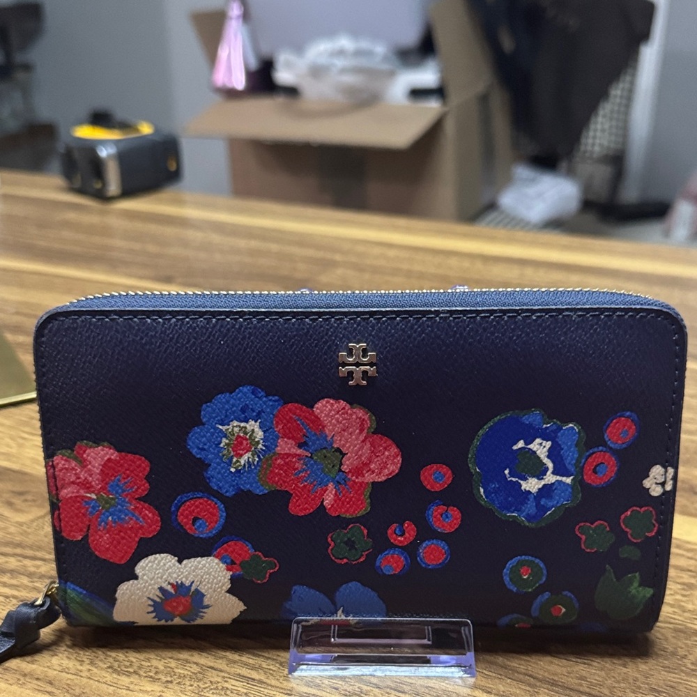 Tory Burch Dark Blue Floral Zip Wallet